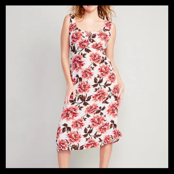Old Navy Dresses & Skirts - Old Navy Floral Sheath Maxi Dress